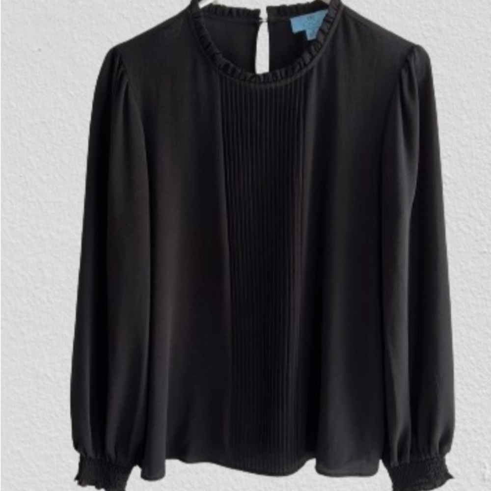CeCe Pintucked Smocked Cuff Chiffon Top in Black Size Medium